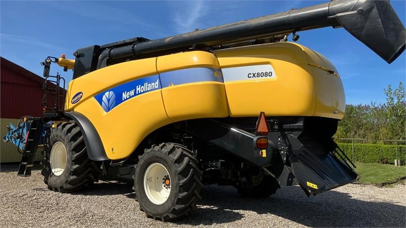 New Holland CX 8080 SLH med 30 fods Varifeed - Kombajn zbożowy: zdjęcie 4 New Holland CX 8080 SLH med 30 fods Varifeed - Kombajn zbożowy: zdjęcie 4