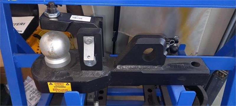 New Holland Kugletræk Til T6-7-8. - Szybkozłącza: zdjęcie 1 New Holland Kugletræk Til T6-7-8. - Szybkozłącza: zdjęcie 1