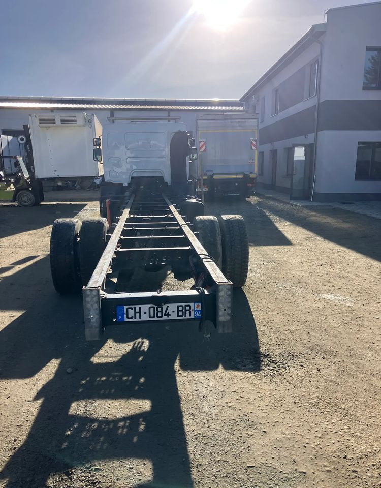 Renault RENAULT Premium 280 ramo do zabudowy - Samochód ciężarowe pod zabudowę: zdjęcie 4 Renault RENAULT Premium 280 ramo do zabudowy - Samochód ciężarowe pod zabudowę: zdjęcie 4