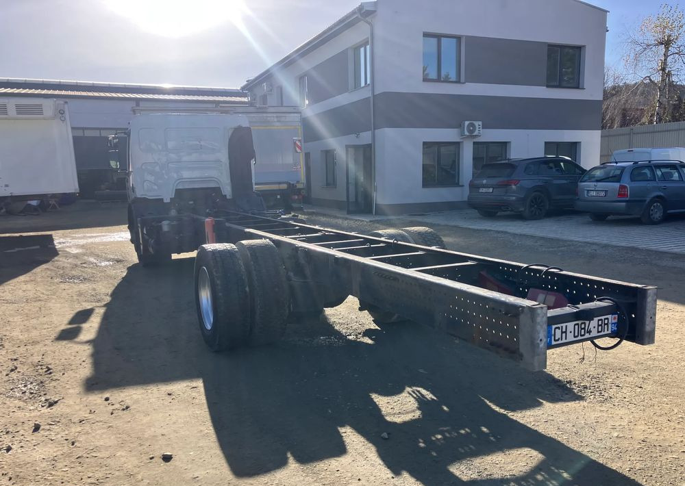 Renault RENAULT Premium 280 ramo do zabudowy - Samochód ciężarowe pod zabudowę: zdjęcie 3 Renault RENAULT Premium 280 ramo do zabudowy - Samochód ciężarowe pod zabudowę: zdjęcie 3