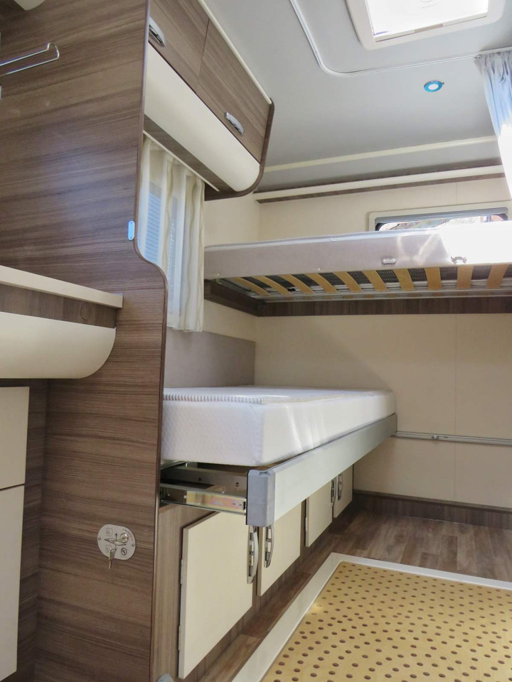 Nowy Kamper z alkową Fiat Ducato RETRACTABLE PLATFORM (300KG CAPACITY): zdjęcie 11