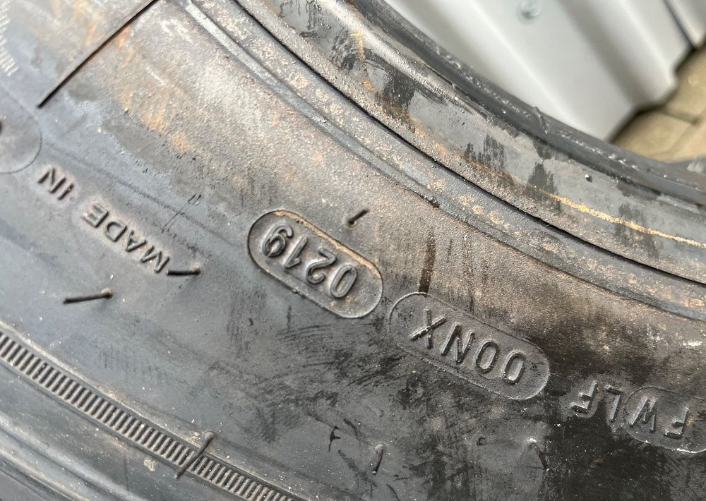 NOWA Opona Michelin X Multi 215/75R 17.5” - Opona do Samochodów ciężarowych: zdjęcie 5 NOWA Opona Michelin X Multi 215/75R 17.5” - Opona do Samochodów ciężarowych: zdjęcie 5