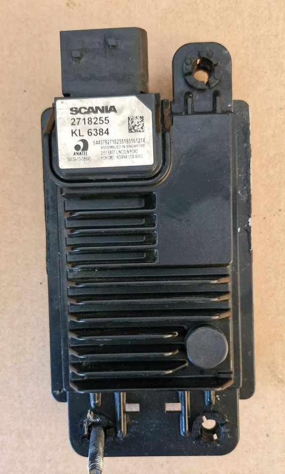 SCANIA R S RADAR CZUJNIK SENSOR ODLEGŁOŚCI 2718255 - Kabina i wnętrze: zdjęcie 2 SCANIA R S RADAR CZUJNIK SENSOR ODLEGŁOŚCI 2718255 - Kabina i wnętrze: zdjęcie 2