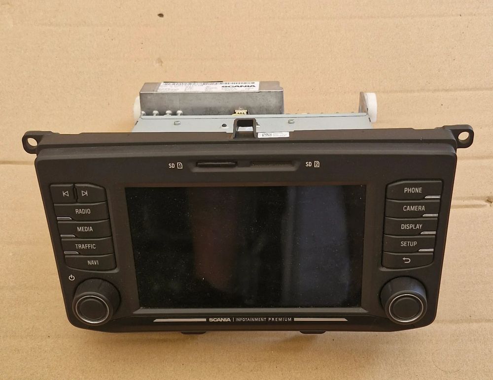 SCANIA R S RADIO NAWIGACJA - Kabina i wnętrze: zdjęcie 1 SCANIA R S RADIO NAWIGACJA - Kabina i wnętrze: zdjęcie 1