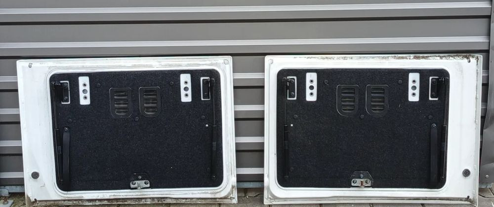 VOLVO FH4 DRZWICZKI KLAPA SCHOWKA - Nadwozie i zewnętrzne elementy do Samochodów ciężarowych: zdjęcie 2 VOLVO FH4 DRZWICZKI KLAPA SCHOWKA - Nadwozie i zewnętrzne elementy do Samochodów ciężarowych: zdjęcie 2