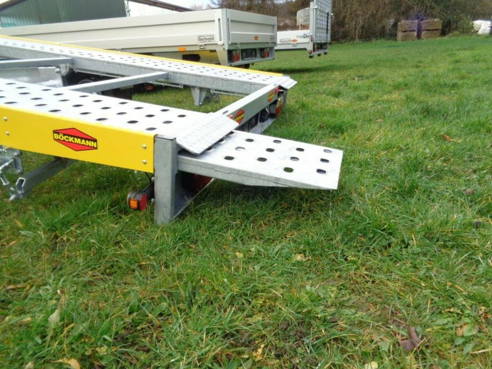 Böckmann PKW-Anhänger, Autotransporter, 3,5to. kippbar, 100 km/h - Przyczepa do przewozu samochodów: zdjęcie 4 Böckmann PKW-Anhänger, Autotransporter, 3,5to. kippbar, 100 km/h - Przyczepa do przewozu samochodów: zdjęcie 4