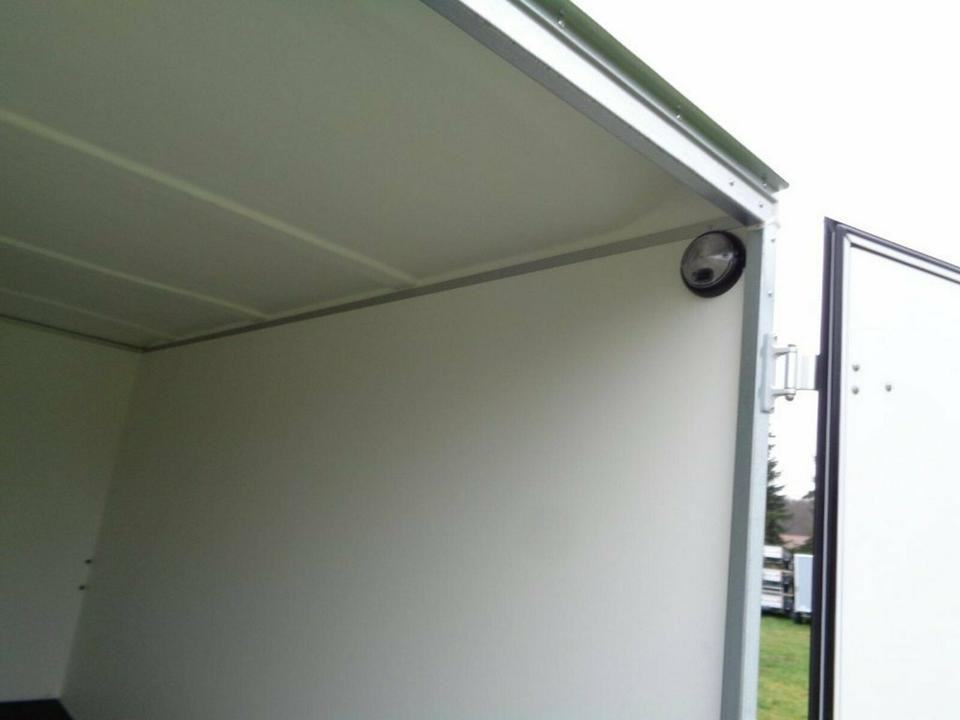 Böckmann, PKW Anhänger, Kofferanhänger KT 4018/27 H, 100 km/h - Przyczepa zamknięte nadwozie: zdjęcie 4 Böckmann, PKW Anhänger, Kofferanhänger KT 4018/27 H, 100 km/h - Przyczepa zamknięte nadwozie: zdjęcie 4