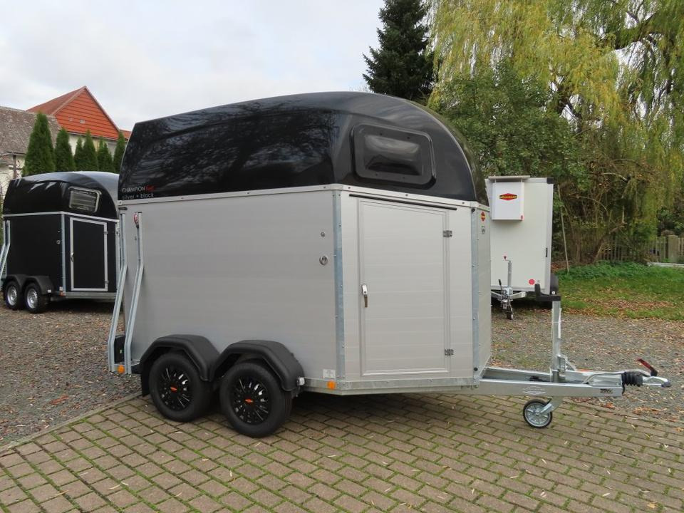 Böckmann Pferdeanhänger, Champion, Esprit, Sattelkammer, 100 km/h - Przyczepa do przewozu koni: zdjęcie 2 Böckmann Pferdeanhänger, Champion, Esprit, Sattelkammer, 100 km/h - Przyczepa do przewozu koni: zdjęcie 2