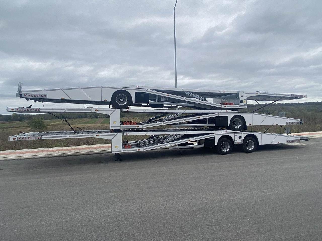 KALEPAR KLP228V4 4er-Autotransporter 2xAchse VDI - Naczepa do przewozu samochodów: zdjęcie 5 KALEPAR KLP228V4 4er-Autotransporter 2xAchse VDI - Naczepa do przewozu samochodów: zdjęcie 5