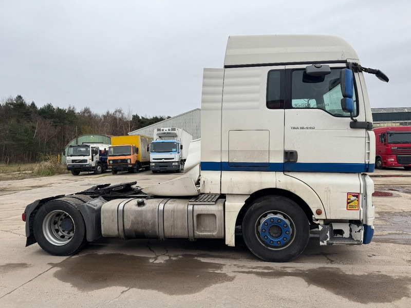 MAN TGA 18.440 (MANUAL GEARBOX / BOITE MANUELLE) - Ciągnik siodłowy: zdjęcie 4 MAN TGA 18.440 (MANUAL GEARBOX / BOITE MANUELLE) - Ciągnik siodłowy: zdjęcie 4