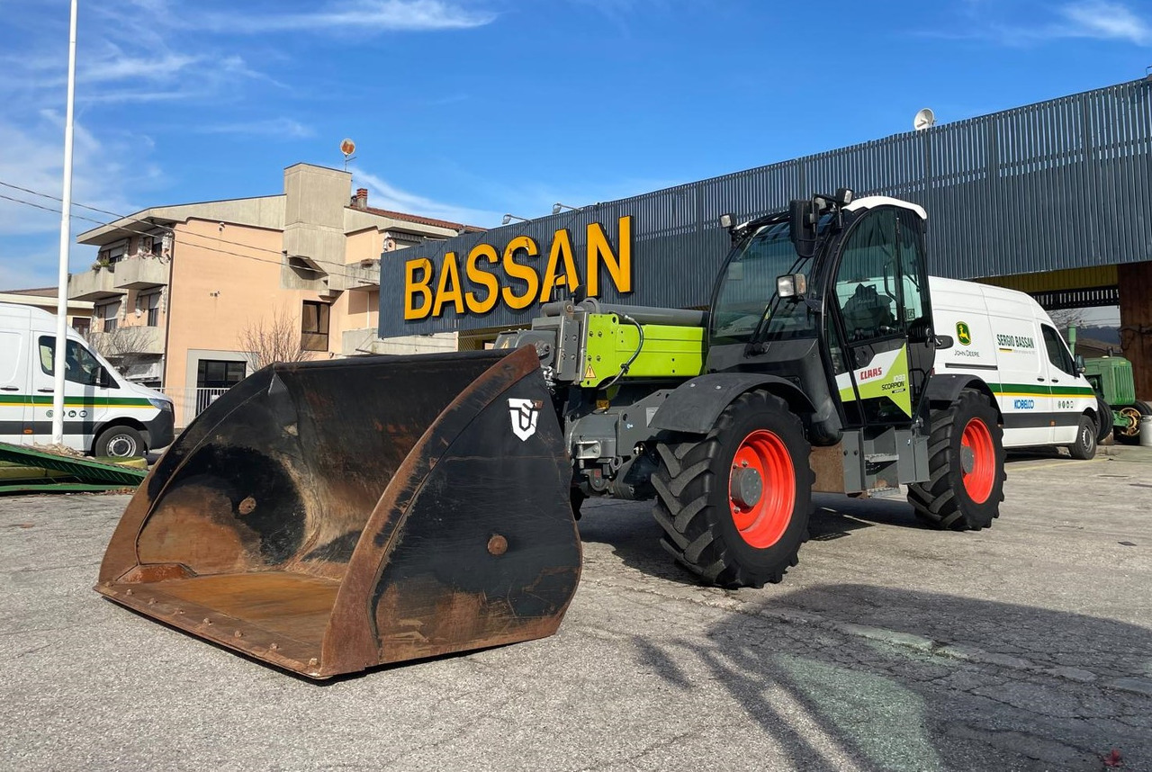 CLAAS TELESCOPICO SCORPION 10.33 - Ładowarka teleskopowa: zdjęcie 1 CLAAS TELESCOPICO SCORPION 10.33 - Ładowarka teleskopowa: zdjęcie 1