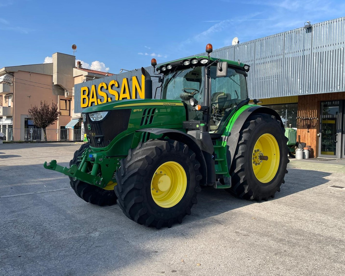 JOHN DEERE 6175 R - Ciągnik rolniczy: zdjęcie 1 JOHN DEERE 6175 R - Ciągnik rolniczy: zdjęcie 1