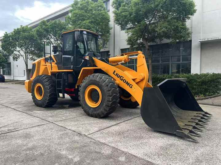 Ładowarka kołowa Used LIUGONG 856H wheel  in Good Condition for  sale 90%new uesd Loader liugong 856h Used Loader For Sale [ Copy ] [ Copy ] [ Copy ] [ Copy ] [ Copy ]: zdjęcie 6