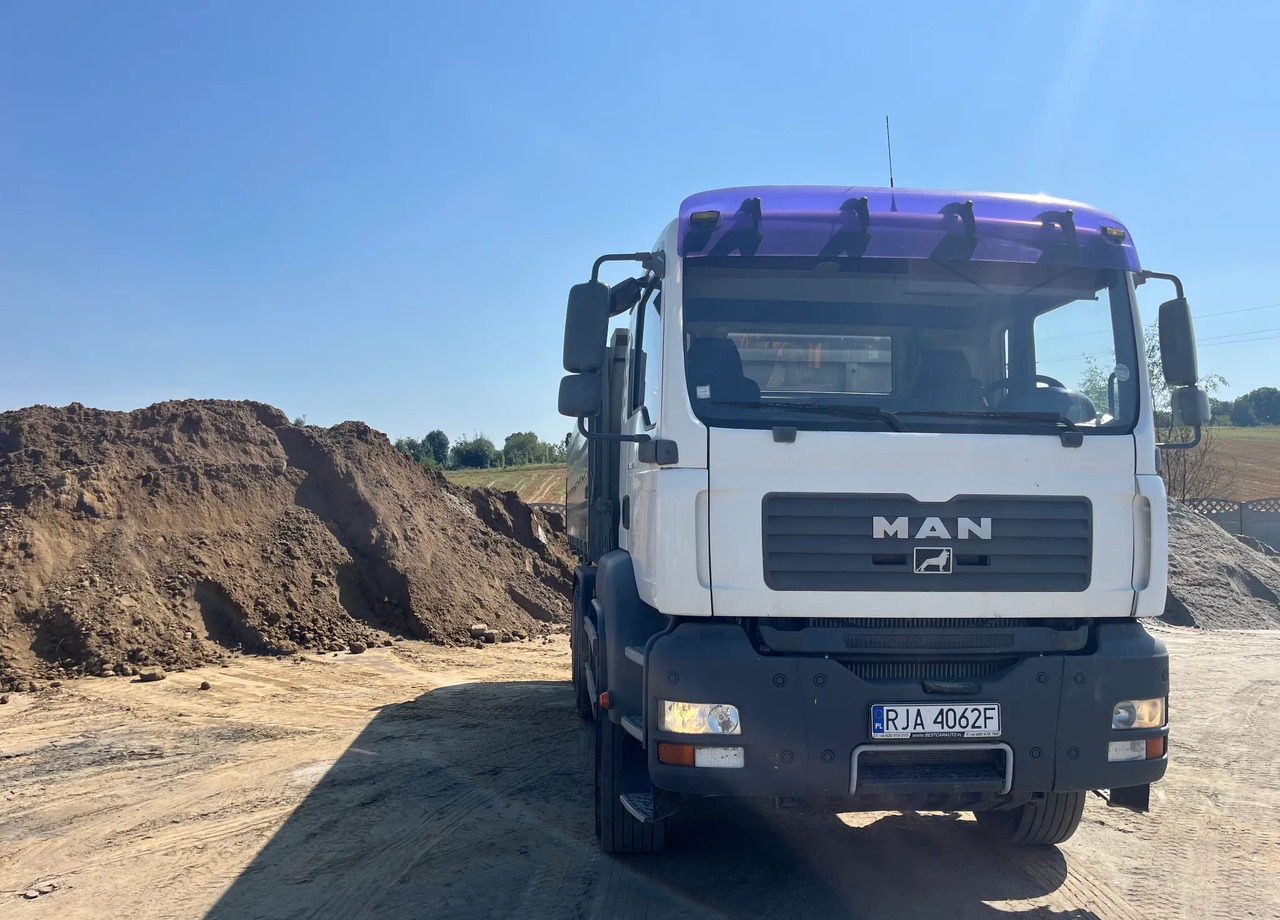 MAN TGA 33.390 - Wywrotka: zdjęcie 2 MAN TGA 33.390 - Wywrotka: zdjęcie 2