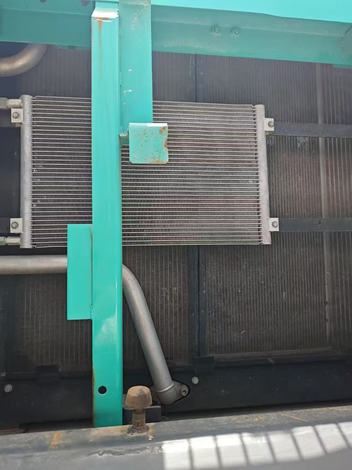 KOBELCO SK350D - Koparka gąsienicowa: zdjęcie 3 KOBELCO SK350D - Koparka gąsienicowa: zdjęcie 3