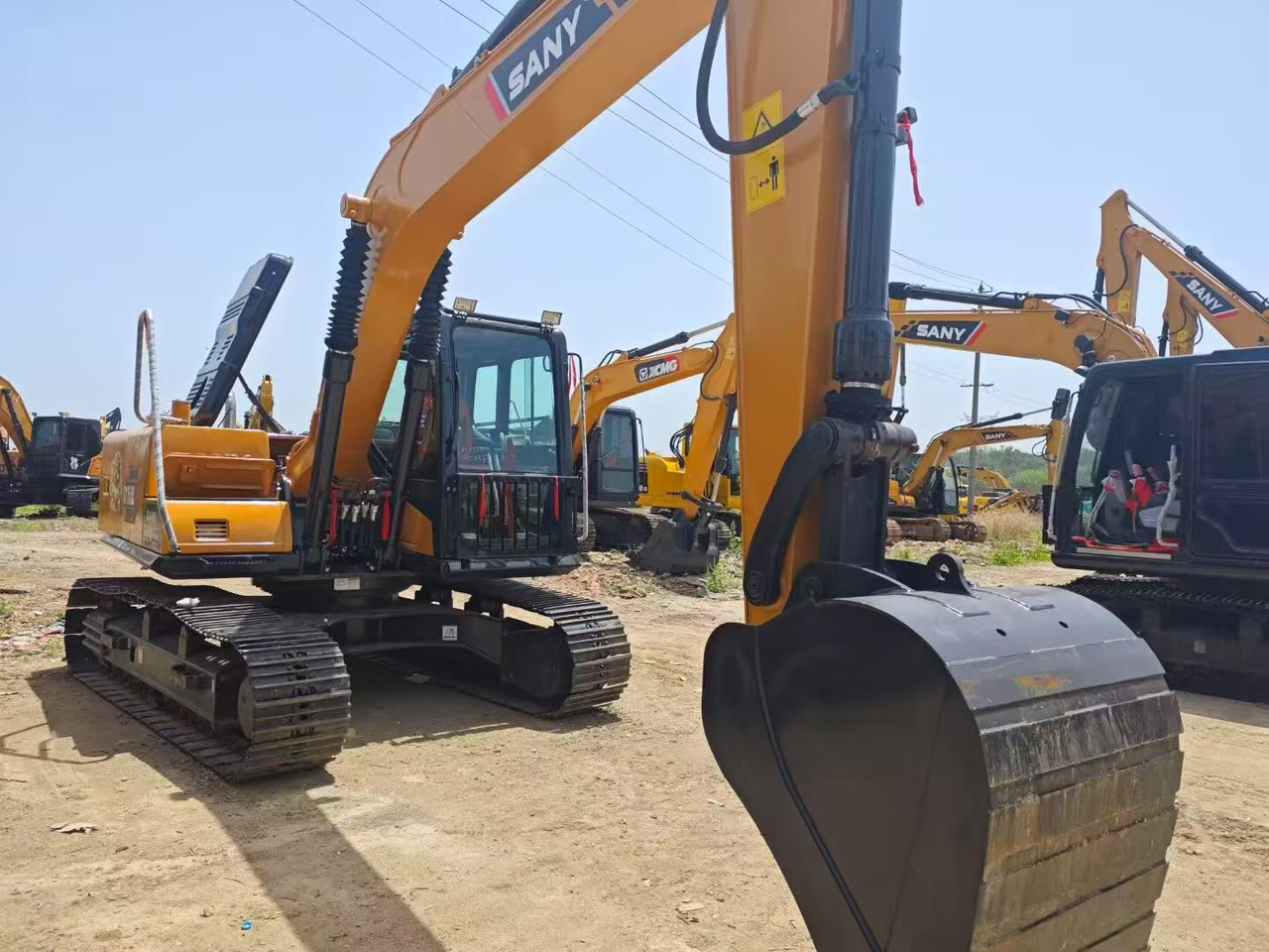 SANY 155c - Koparka gąsienicowa: zdjęcie 5 SANY 155c - Koparka gąsienicowa: zdjęcie 5