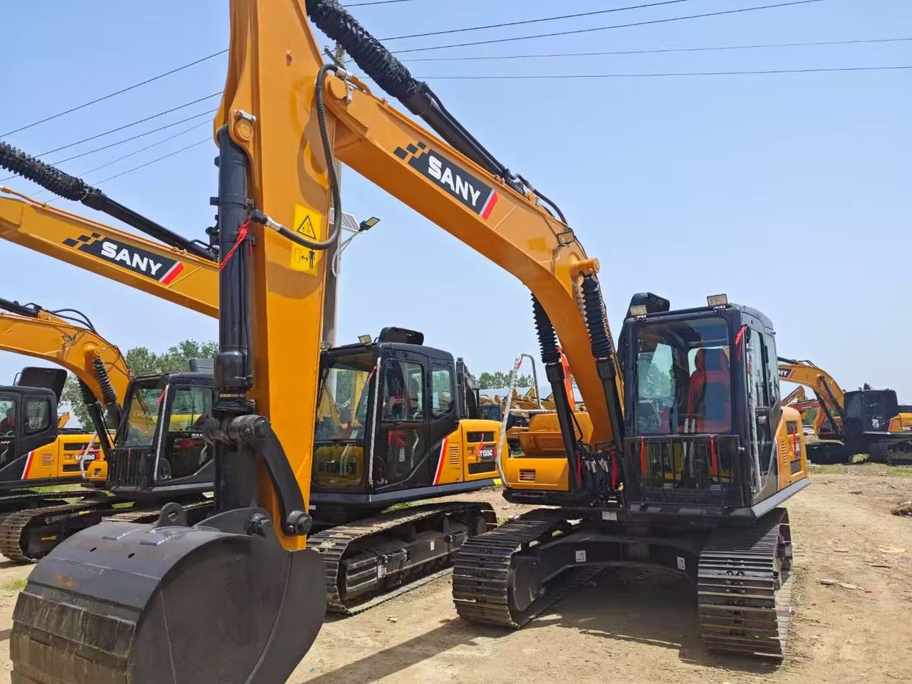 SANY 155c - Koparka gąsienicowa: zdjęcie 3 SANY 155c - Koparka gąsienicowa: zdjęcie 3