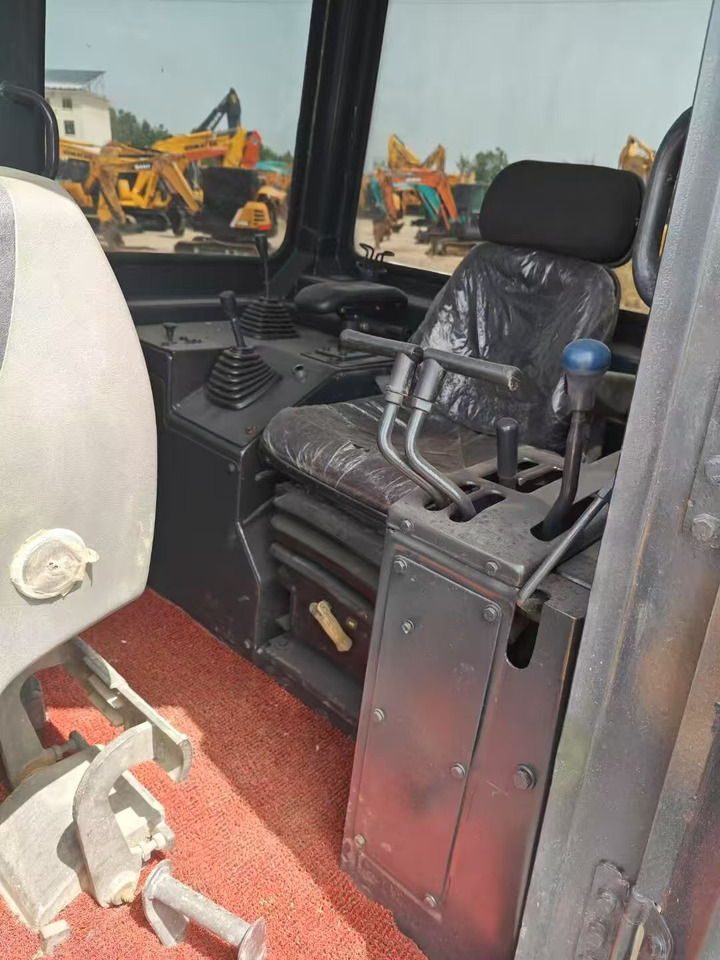 SHANTUI SD22 - Spycharka: zdjęcie 2 SHANTUI SD22 - Spycharka: zdjęcie 2