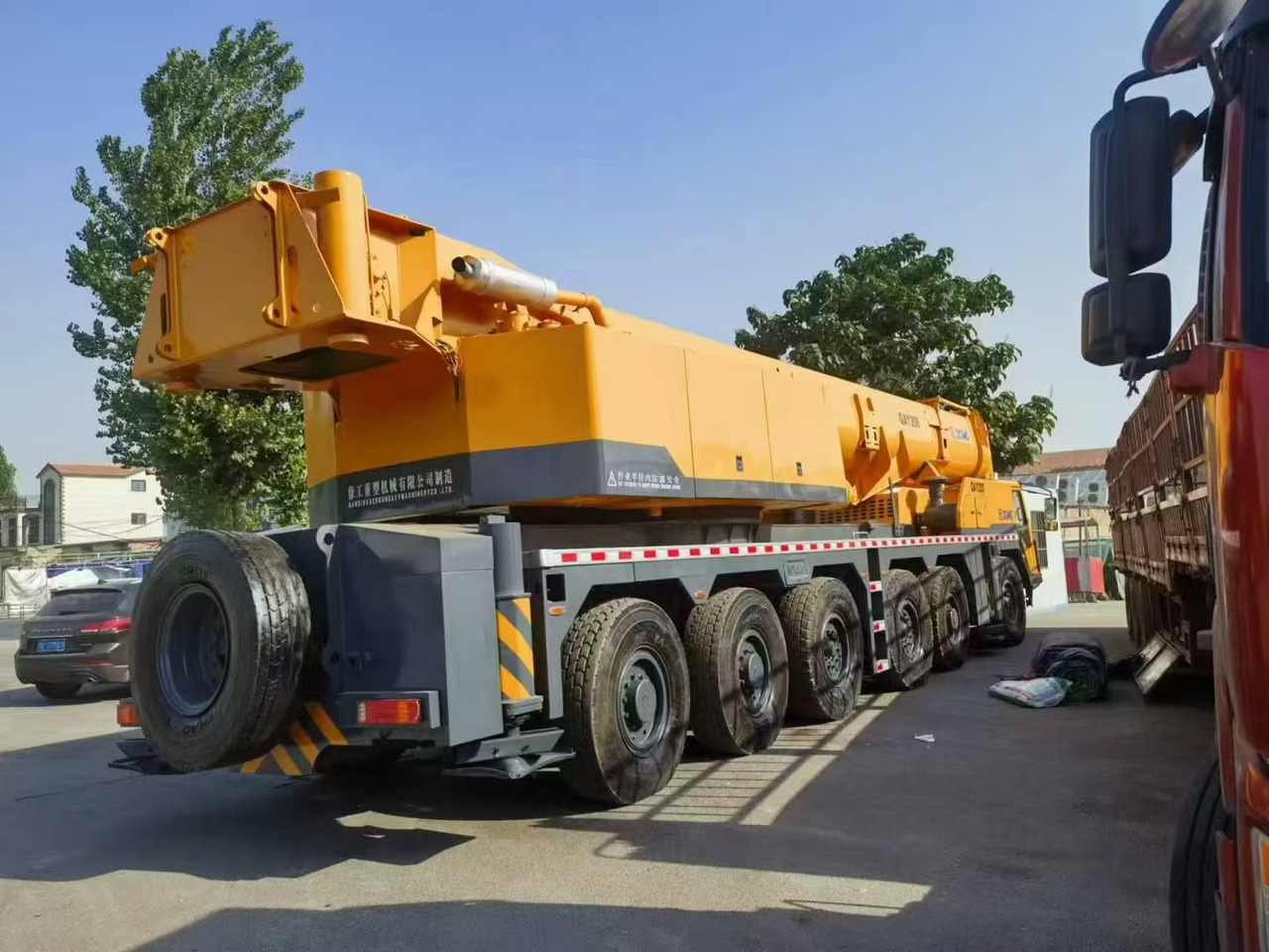 XCMG 200-TON - Dźwig samojezdny: zdjęcie 5 XCMG 200-TON - Dźwig samojezdny: zdjęcie 5