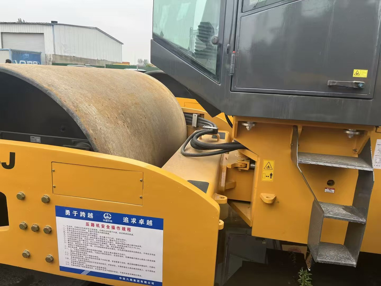 XCMG XS223J - Kompaktor: zdjęcie 3 XCMG XS223J - Kompaktor: zdjęcie 3