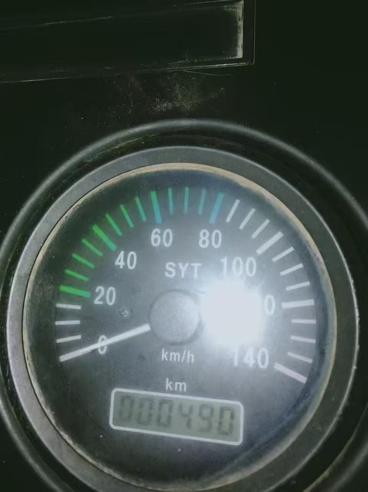 ZOOMLION 25-TON - Dźwig samojezdny: zdjęcie 4 ZOOMLION 25-TON - Dźwig samojezdny: zdjęcie 4