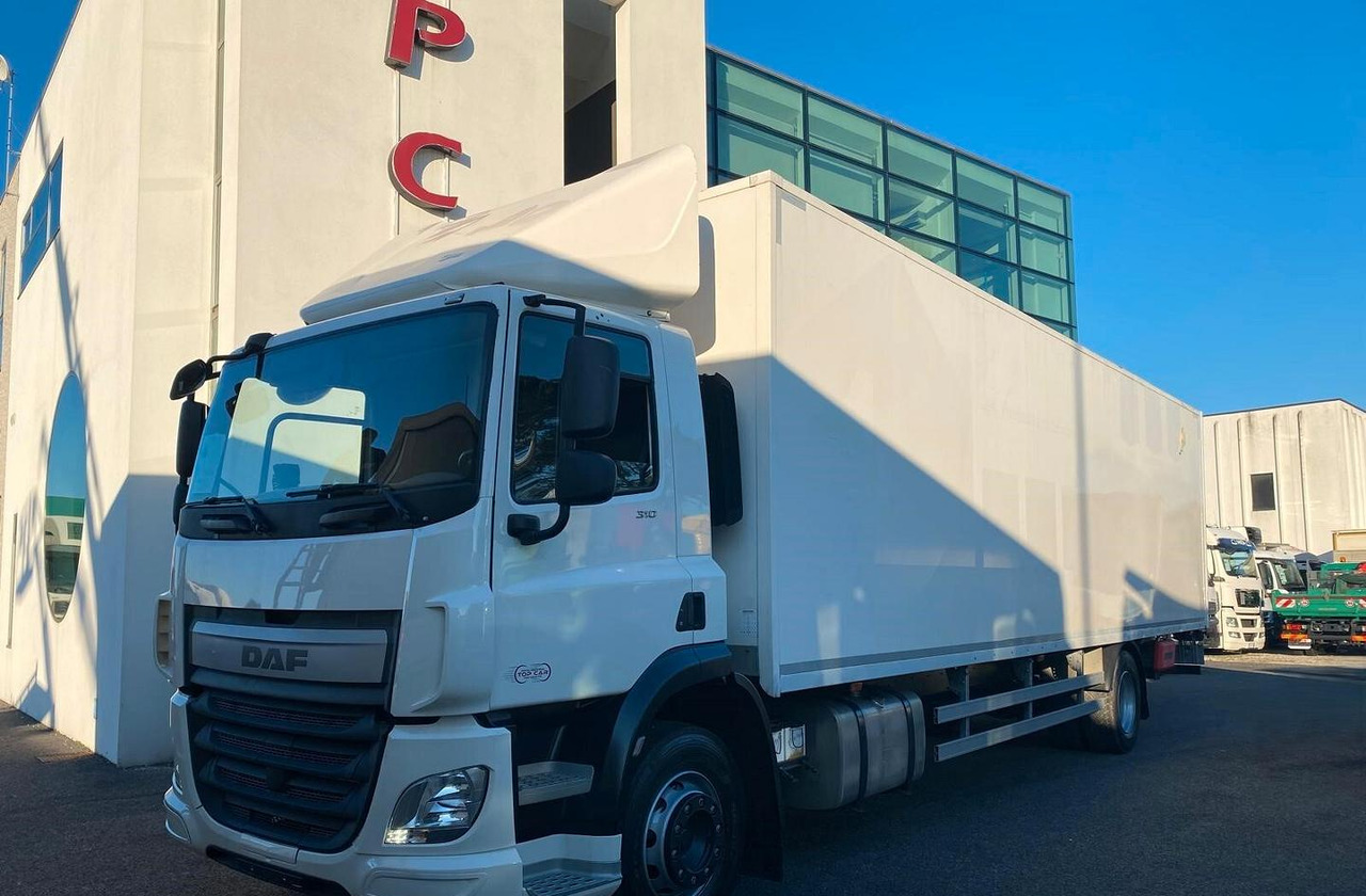 DAF 310 FA CASSONE E SPONDA EURO 6 - Samochód ciężarowy furgon: zdjęcie 1 DAF 310 FA CASSONE E SPONDA EURO 6 - Samochód ciężarowy furgon: zdjęcie 1