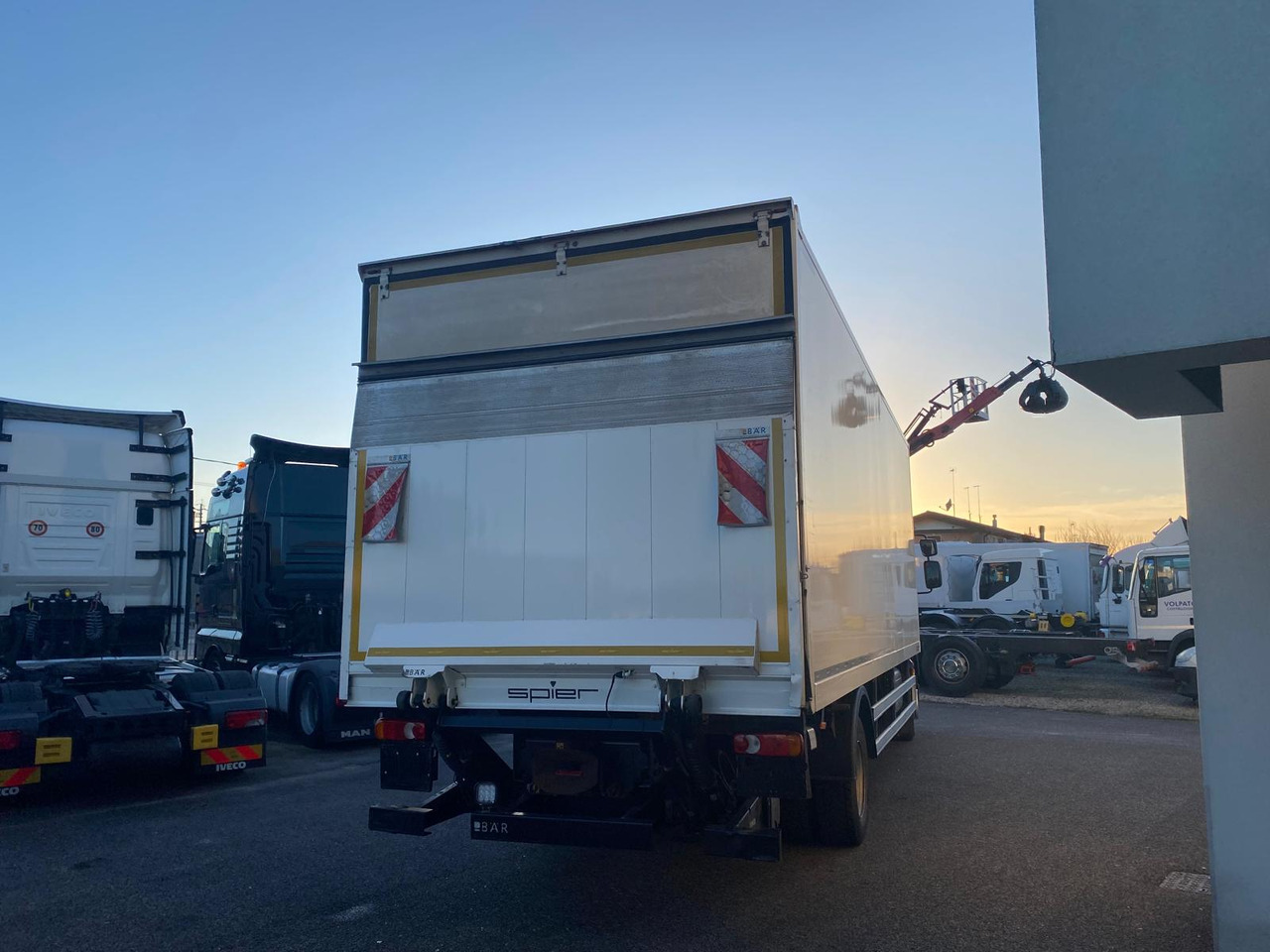 DAF LF 260 FA - Samochód ciężarowy furgon: zdjęcie 5 DAF LF 260 FA - Samochód ciężarowy furgon: zdjęcie 5