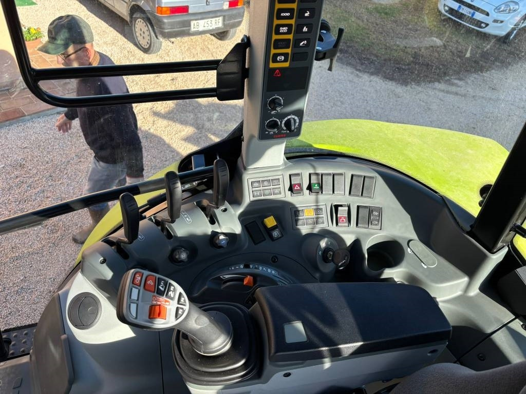 Ciągnik rolniczy Claas Arion 450: zdjęcie 6