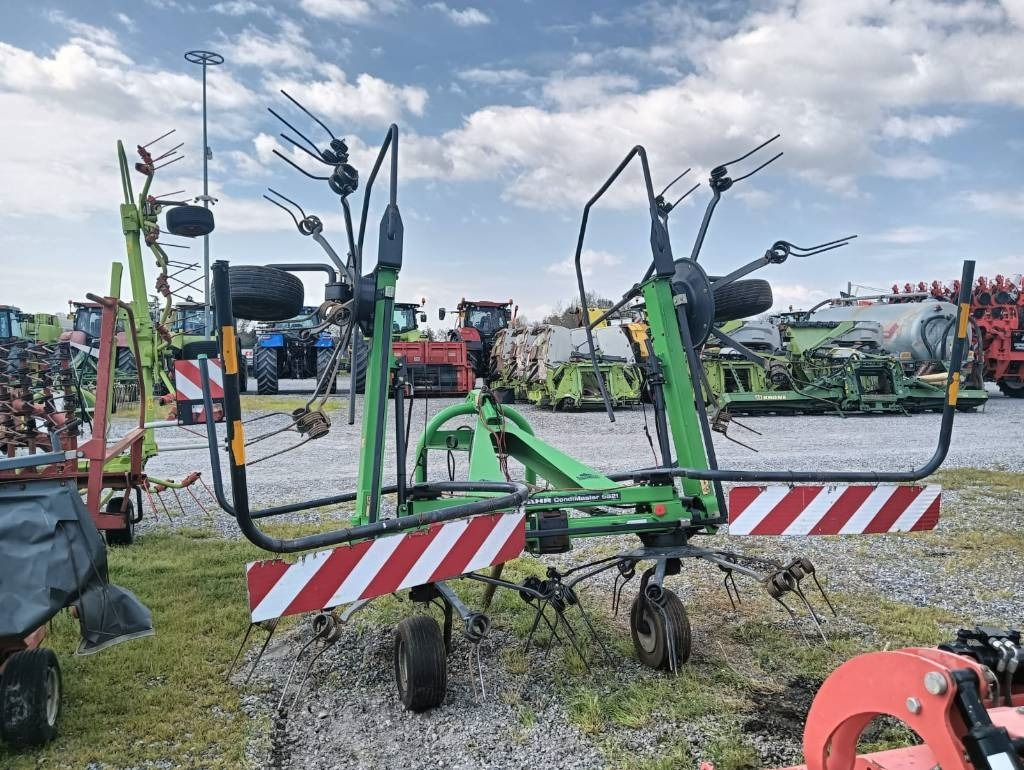 Deutz-fahr 5521 - Owijarka do bel: zdjęcie 2 Deutz-fahr 5521 - Owijarka do bel: zdjęcie 2