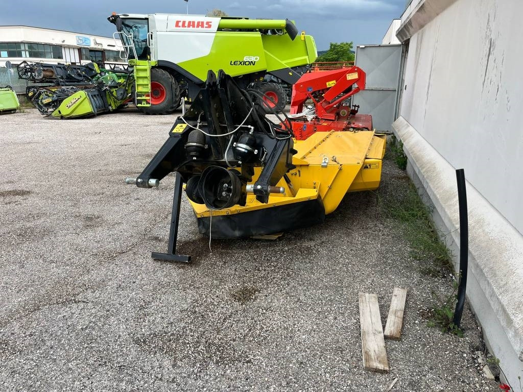 New Holland DISCOCUTTER 320 P  New Holland DISCOCUTTER 320 P: zdjęcie 8