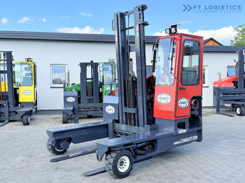 Combilift C4500 / GAS / DUPLEX - 4500MM / POSITIONER / FREE LIFT / FULL CABIN / ONLY 6178H / CONDITION - LIKE NEW! C4500 / GAS / DUPLEX - - Wózek 4-kierunkowy: zdjęcie 1 Combilift C4500 / GAS / DUPLEX - 4500MM / POSITIONER / FREE LIFT / FULL CABIN / ONLY 6178H / CONDITION - LIKE NEW! C4500 / GAS / DUPLEX - - Wózek 4-kierunkowy: zdjęcie 1