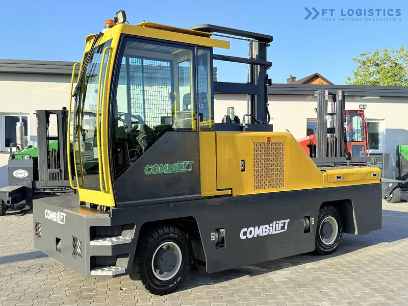 Combilift C5000FSL / DIESEL / DUPLEX - 4000MM / FREE-LIFT / CABIN / A wide range of four-way and side loaders, tailored to diverse needs a - Wózek widłowy boczny: zdjęcie 2 Combilift C5000FSL / DIESEL / DUPLEX - 4000MM / FREE-LIFT / CABIN / A wide range of four-way and side loaders, tailored to diverse needs a - Wózek widłowy boczny: zdjęcie 2