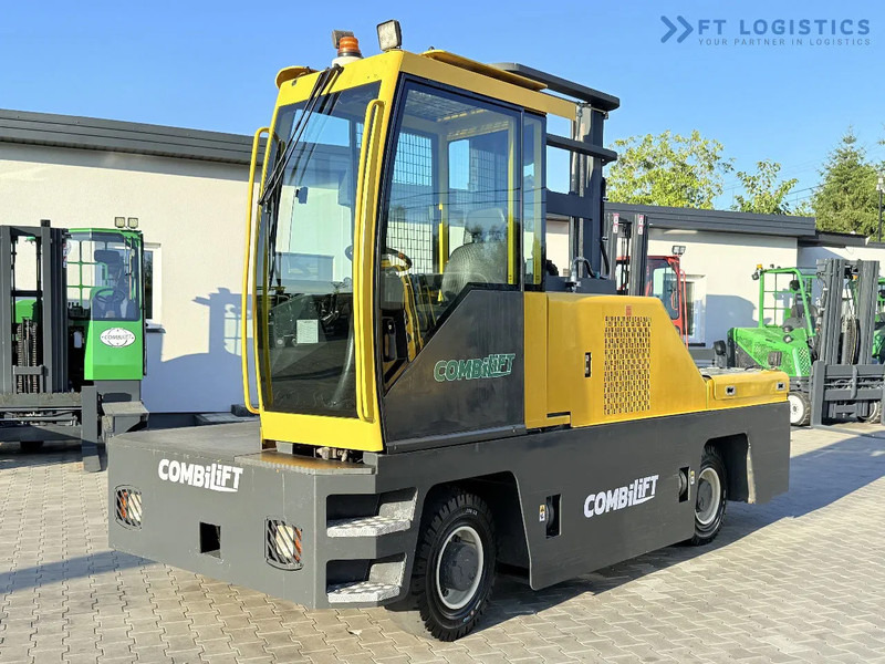 Combilift C5000FSL / DIESEL / DUPLEX - 4000MM / FREE-LIFT / CABIN / A wide range of four-way and side loaders, tailored to diverse needs a - Wózek widłowy boczny: zdjęcie 1 Combilift C5000FSL / DIESEL / DUPLEX - 4000MM / FREE-LIFT / CABIN / A wide range of four-way and side loaders, tailored to diverse needs a - Wózek widłowy boczny: zdjęcie 1