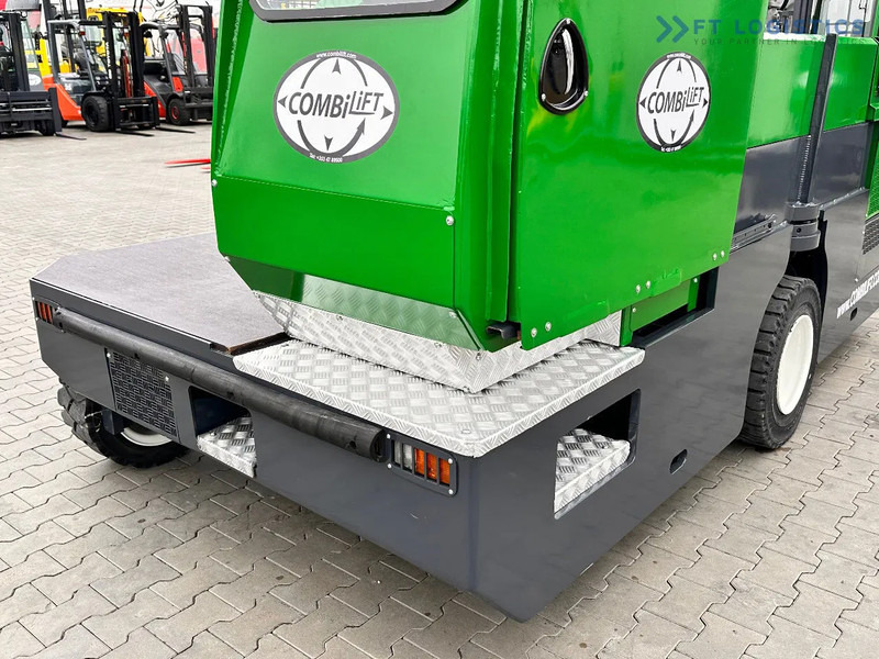 Combilift C5000SL / DIESEL / 4500MM / DUPLEX / CABIN / PLATFORMS / LIKE NEW C5000SL / DIESEL / 4500MM / DUPLEX / CABIN / PLATFORMS / LIKE - Wózek widłowy boczny: zdjęcie 5 Combilift C5000SL / DIESEL / 4500MM / DUPLEX / CABIN / PLATFORMS / LIKE NEW C5000SL / DIESEL / 4500MM / DUPLEX / CABIN / PLATFORMS / LIKE - Wózek widłowy boczny: zdjęcie 5