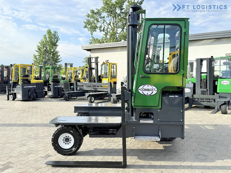 Combilift C5000XL / DIESEL / DUPLEX - 4000MM / WIDE FORK POSITIONER 3350MM / FULL HEATED CABIN / ONLY 6453H / CONDITION - LIKE NEW! C5000X - Wózek 4-kierunkowy: zdjęcie 4 Combilift C5000XL / DIESEL / DUPLEX - 4000MM / WIDE FORK POSITIONER 3350MM / FULL HEATED CABIN / ONLY 6453H / CONDITION - LIKE NEW! C5000X - Wózek 4-kierunkowy: zdjęcie 4