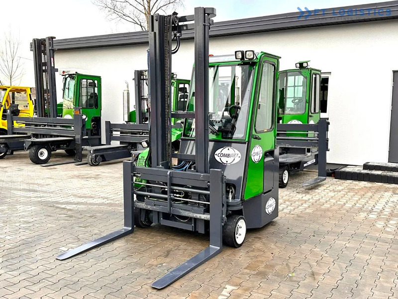 Combilift Combilift C3000CB - DUPLEX 4000mm - Year 2015 - / CABIN - HEATING / ONLY 6546 MTH / EXCELLENT CONDITION / LIKE NEW! Combilift C3 - Wózek 4-kierunkowy: zdjęcie 2 Combilift Combilift C3000CB - DUPLEX 4000mm - Year 2015 - / CABIN - HEATING / ONLY 6546 MTH / EXCELLENT CONDITION / LIKE NEW! Combilift C3 - Wózek 4-kierunkowy: zdjęcie 2