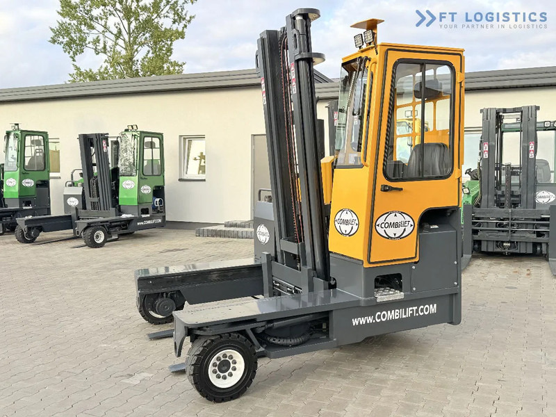 Combilift Combilift FOUR-WAY – MULTI-DIRECTIONAL FORKLIFT / COMBILIFT C4000 / DIESEL / DUPLEX 4100MM / FORK POSITIONER / FULL HEATED CABIN - Wózek 4-kierunkowy: zdjęcie 2 Combilift Combilift FOUR-WAY – MULTI-DIRECTIONAL FORKLIFT / COMBILIFT C4000 / DIESEL / DUPLEX 4100MM / FORK POSITIONER / FULL HEATED CABIN - Wózek 4-kierunkowy: zdjęcie 2
