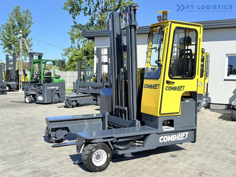 Combilift Combilift FOUR-WAY MULTIDIRECTIONAL FORKLIFT C4000 / DIESEL / DUPLEX 4100MM / ONLY 2888 HOURS / FORK POSITIONER / FULL CABIN – H - Wózek 4-kierunkowy: zdjęcie 4 Combilift Combilift FOUR-WAY MULTIDIRECTIONAL FORKLIFT C4000 / DIESEL / DUPLEX 4100MM / ONLY 2888 HOURS / FORK POSITIONER / FULL CABIN – H - Wózek 4-kierunkowy: zdjęcie 4