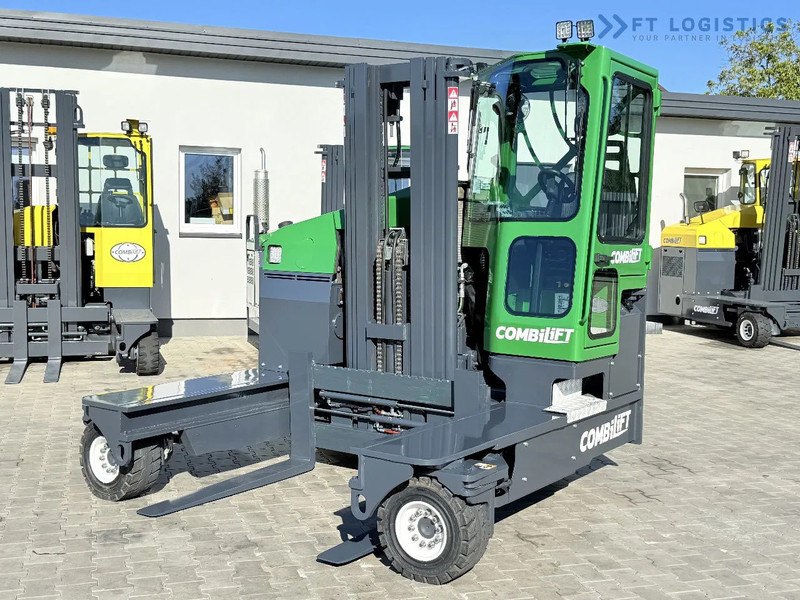 Combilift Combilift FOUR-WAY MULTIDIRECTIONAL FORKLIFT C4500 / DIESEL / TRIPLEX 4900MM / ONLY 4854 HOURS / FORK POSITIONER / FULL CABIN – - Wózek 4-kierunkowy: zdjęcie 1 Combilift Combilift FOUR-WAY MULTIDIRECTIONAL FORKLIFT C4500 / DIESEL / TRIPLEX 4900MM / ONLY 4854 HOURS / FORK POSITIONER / FULL CABIN – - Wózek 4-kierunkowy: zdjęcie 1