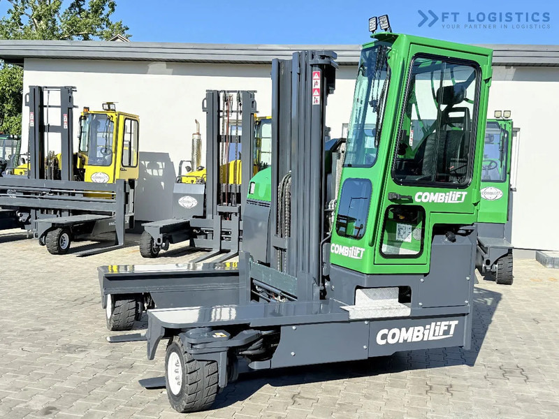 Combilift Combilift FOUR-WAY MULTIDIRECTIONAL FORKLIFT C4500 / DIESEL / TRIPLEX 4900MM / ONLY 4854 HOURS / FORK POSITIONER / FULL CABIN – - Wózek 4-kierunkowy: zdjęcie 3 Combilift Combilift FOUR-WAY MULTIDIRECTIONAL FORKLIFT C4500 / DIESEL / TRIPLEX 4900MM / ONLY 4854 HOURS / FORK POSITIONER / FULL CABIN – - Wózek 4-kierunkowy: zdjęcie 3