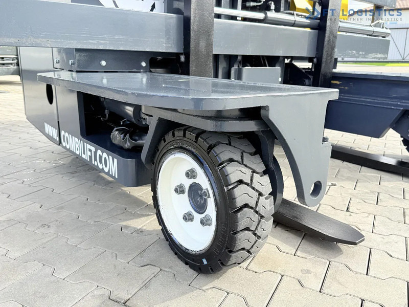 Combilift FOUR-WAY / MULTI-DIRECTIONAL FORKLIFT / ONLY 491 HOURS / C2500 / GAS / DUPLEX 4600MM / SHORT – ONLY 1900MM / WIDTH 2700MM WITH F - Wózek 4-kierunkowy: zdjęcie 5 Combilift FOUR-WAY / MULTI-DIRECTIONAL FORKLIFT / ONLY 491 HOURS / C2500 / GAS / DUPLEX 4600MM / SHORT – ONLY 1900MM / WIDTH 2700MM WITH F - Wózek 4-kierunkowy: zdjęcie 5