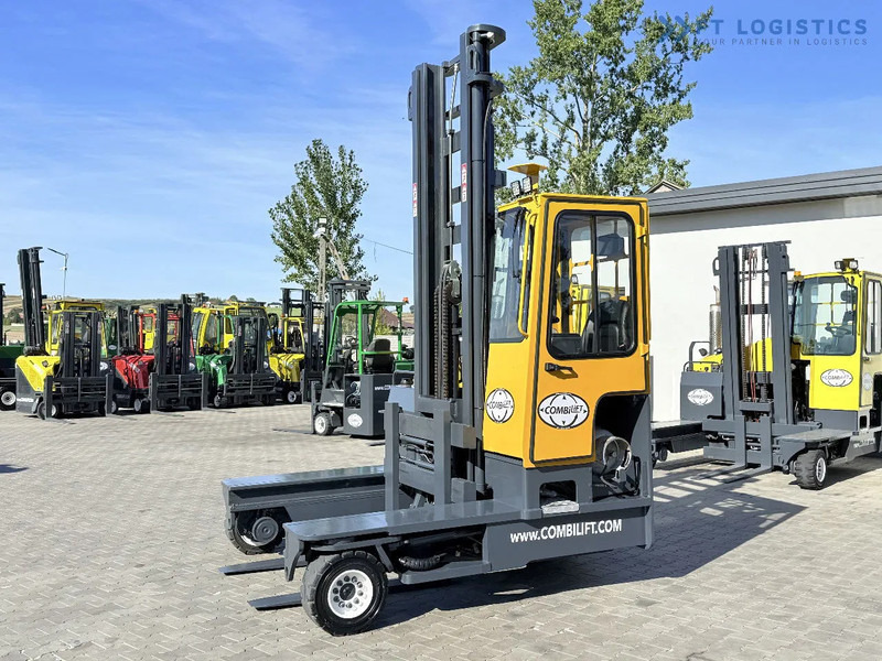 Combilift FOUR-WAY MULTIDIRECTIONAL FORKLIFT / C4000 / DUPLEX - 5500MM / FREE-LIFT / FORKS POSITIONER / LIKE-NEW FOUR-WAY MULTIDIRECTIONAL - Wózek 4-kierunkowy: zdjęcie 3 Combilift FOUR-WAY MULTIDIRECTIONAL FORKLIFT / C4000 / DUPLEX - 5500MM / FREE-LIFT / FORKS POSITIONER / LIKE-NEW FOUR-WAY MULTIDIRECTIONAL - Wózek 4-kierunkowy: zdjęcie 3