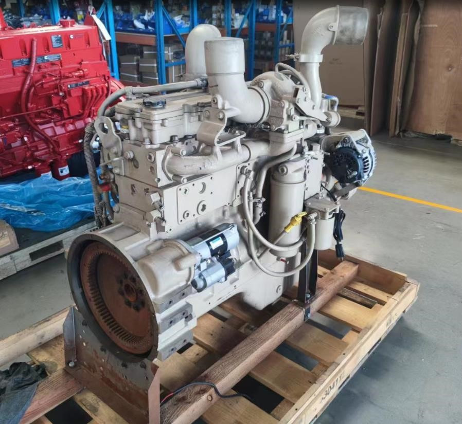 CUMMINS QSC8.3 - Silnik do Koparek: zdjęcie 2 CUMMINS QSC8.3 - Silnik do Koparek: zdjęcie 2