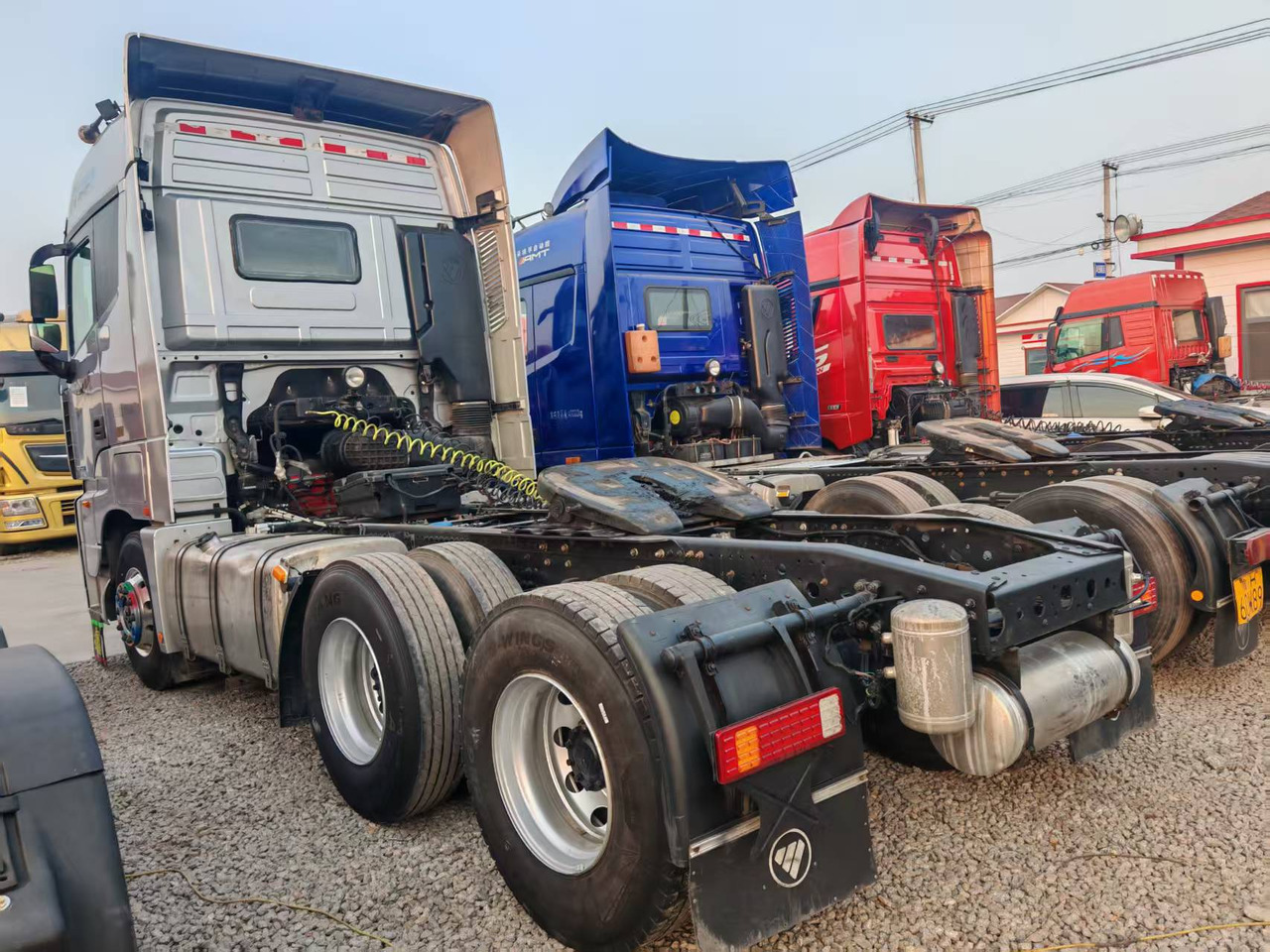 AUMAN 560HP - Ciągnik siodłowy: zdjęcie 5 AUMAN 560HP - Ciągnik siodłowy: zdjęcie 5