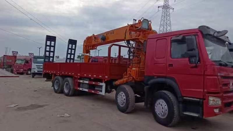 HOWO XCMG HOWO 375 chassis ,XCMG QY16D - Samochod ciężarowy z HDS: zdjęcie 2 HOWO XCMG HOWO 375 chassis ,XCMG QY16D - Samochod ciężarowy z HDS: zdjęcie 2