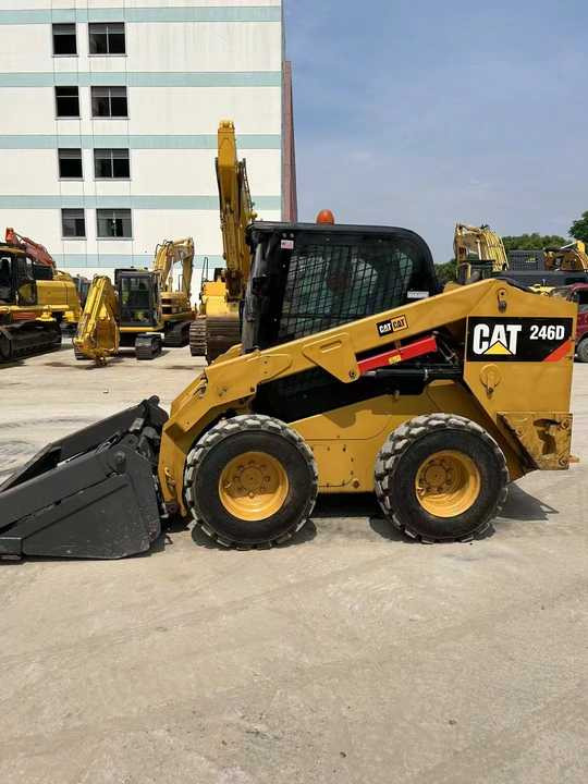 90% New Front Loader Tractor CAT 246D Skid Steer Loader / Used Cat 226B 246C 246d Mini Skid Steer Loader in Stock - Miniładowarka: zdjęcie 2 90% New Front Loader Tractor CAT 246D Skid Steer Loader / Used Cat 226B 246C 246d Mini Skid Steer Loader in Stock - Miniładowarka: zdjęcie 2