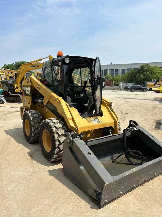 90% New Front Loader Tractor CAT 246D Skid Steer Loader / Used Cat 226B 246C 246d Mini Skid Steer Loader in Stock - Miniładowarka: zdjęcie 4 90% New Front Loader Tractor CAT 246D Skid Steer Loader / Used Cat 226B 246C 246d Mini Skid Steer Loader in Stock - Miniładowarka: zdjęcie 4