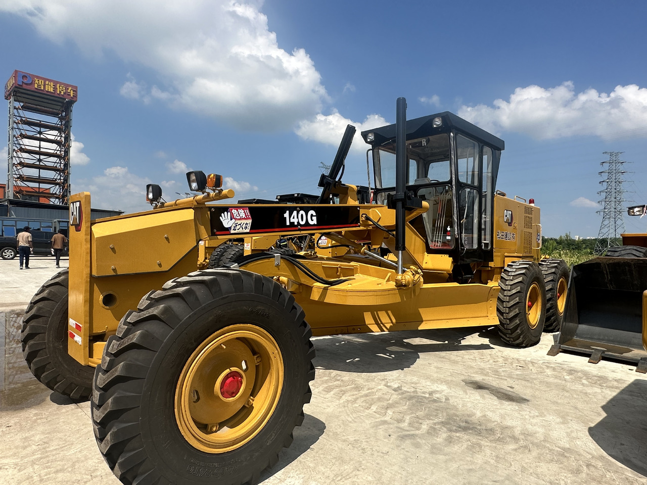 GRADER CAT 140G GRADER | Ideal for Mining & Demolition | Global Export & COD Accepted - Równiarka: zdjęcie 4 GRADER CAT 140G GRADER | Ideal for Mining & Demolition | Global Export & COD Accepted - Równiarka: zdjęcie 4
