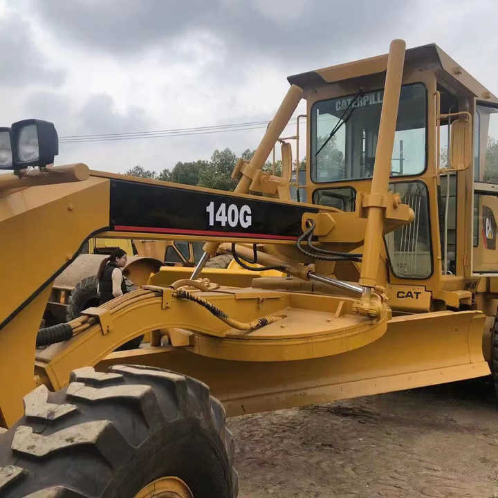 Hot Selling Used Caterpillar 140G Motor Graders Original CAT 140G 140H 140K Used Excellent Working Condition Used Motor Graders - Równiarka: zdjęcie 1 Hot Selling Used Caterpillar 140G Motor Graders Original CAT 140G 140H 140K Used Excellent Working Condition Used Motor Graders - Równiarka: zdjęcie 1