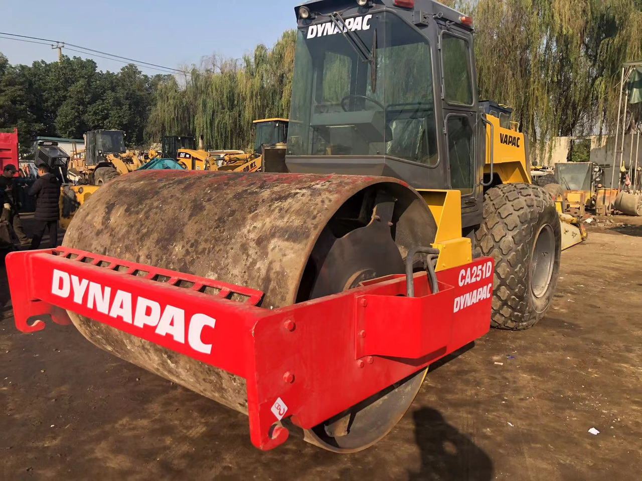 DYNAPAC CA251D - Walec drogowy: zdjęcie 3 DYNAPAC CA251D - Walec drogowy: zdjęcie 3